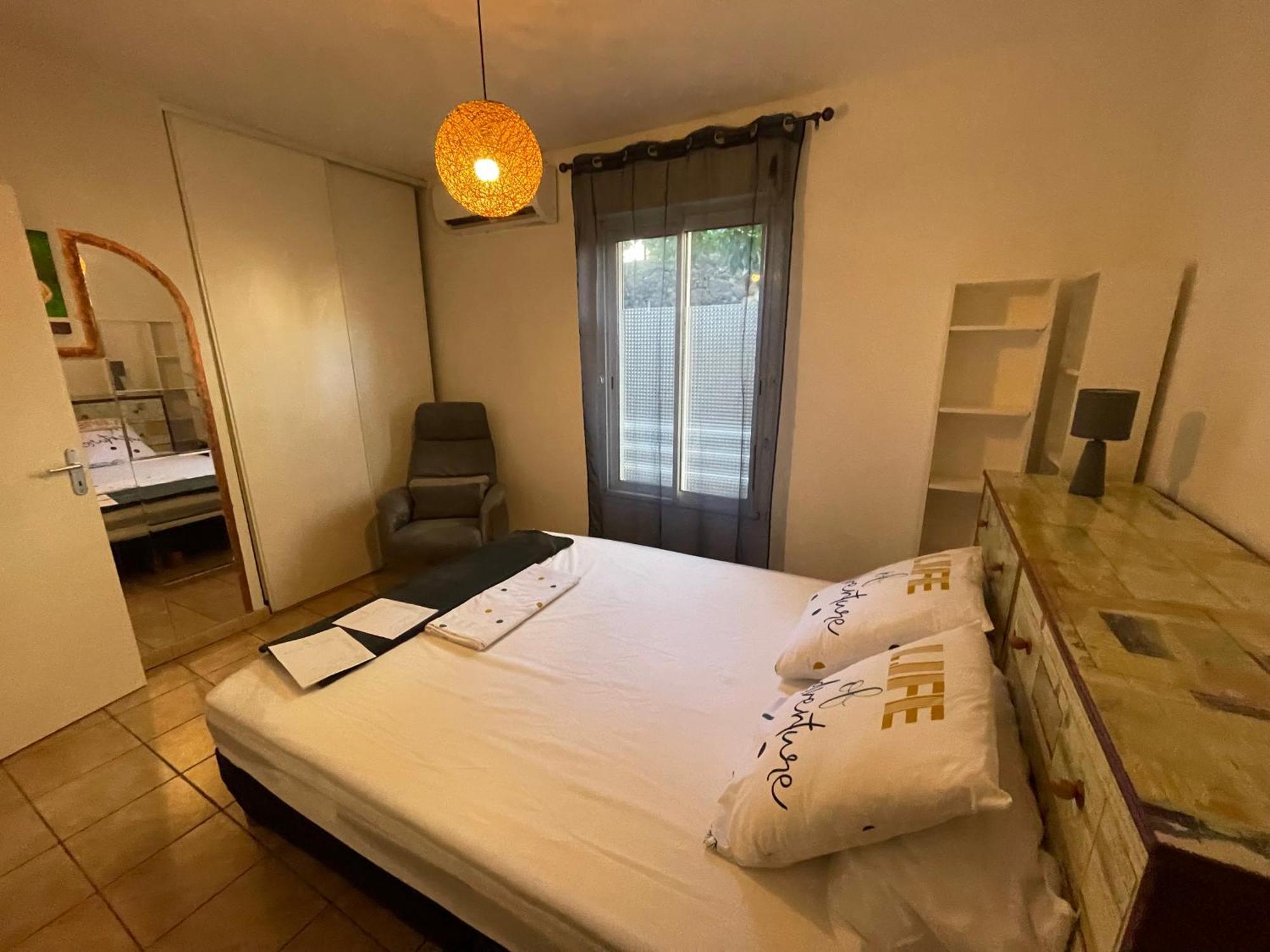 Appartement Entier Saint Pierre Centre Dans Residence De Prestige Eksteriør billede